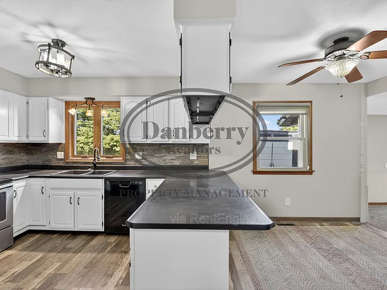 3018 Gleneagle Dr — Photo 10