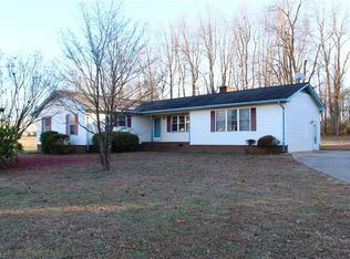 2114 S 3rd St, Mebane, NC 27302