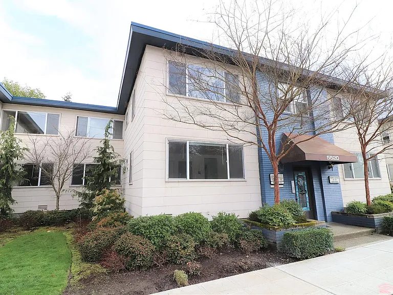 Greenlake South Shore — Photo 6