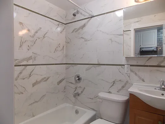 Rented by America Mecca Realty LLC | media 31