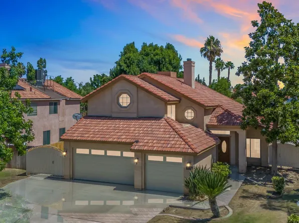 7900 Fallen Pine Way, Bakersfield, CA 93313
