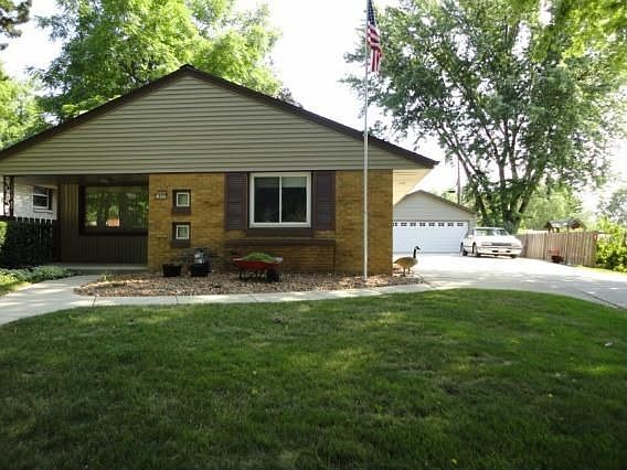1st image of 1301 Columbia Ave