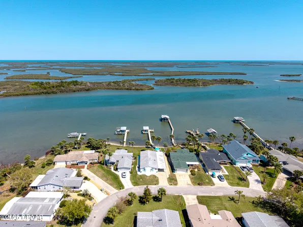 349 Marsh Landing Loop, Oak Hill, FL 32759