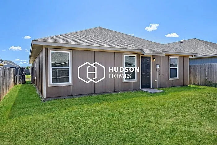 7758 Florence Dr — Photo 12