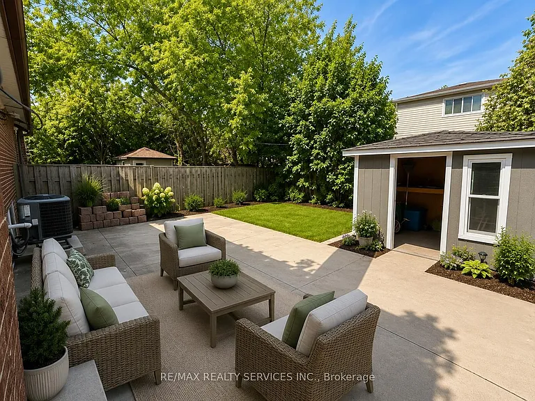 70 Prouse Dr #UPPER — Photo 14