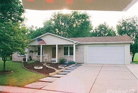 Additional Front Picture of this Spacious Ranch with new Garage