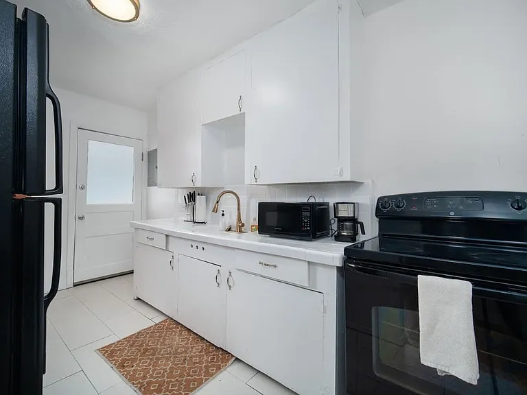2658 Gale Ct #4 — Photo 4