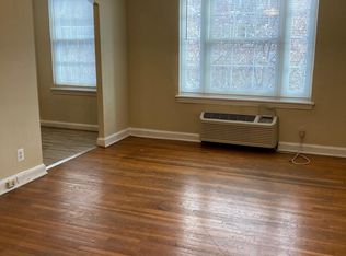 426 6th St NE #1, Washington, DC 20002