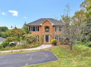 6334 Cotton Hill Rd, Roanoke, VA 24018