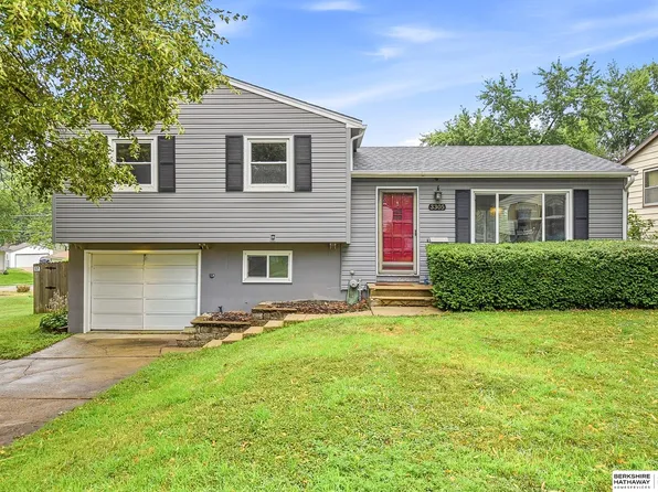 3305 S 126th St, Omaha, NE 68144