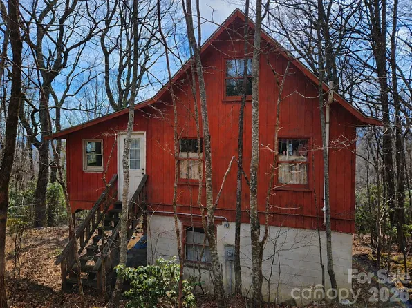 929 Pine Ridge Rd, Hendersonville, NC 28792