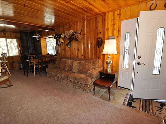 5th image of 322 Spruce Ln