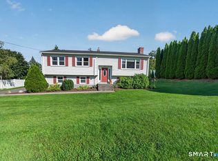 6 Ridge Road, Seymour, CT 06483