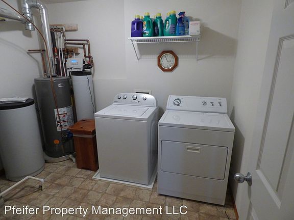 5th image of 819 10th St S #206