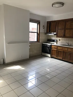 Rented by Signature Spaces NYC Corp | media 1