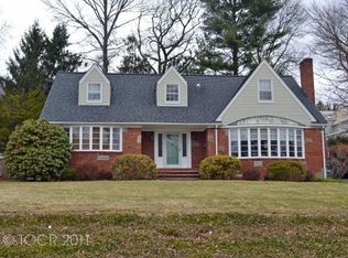 238 Claremont Rd, Ridgewood, NJ 07450