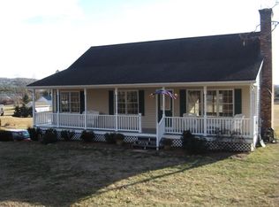 5 Kelly Rd, Palmer, MA 01082