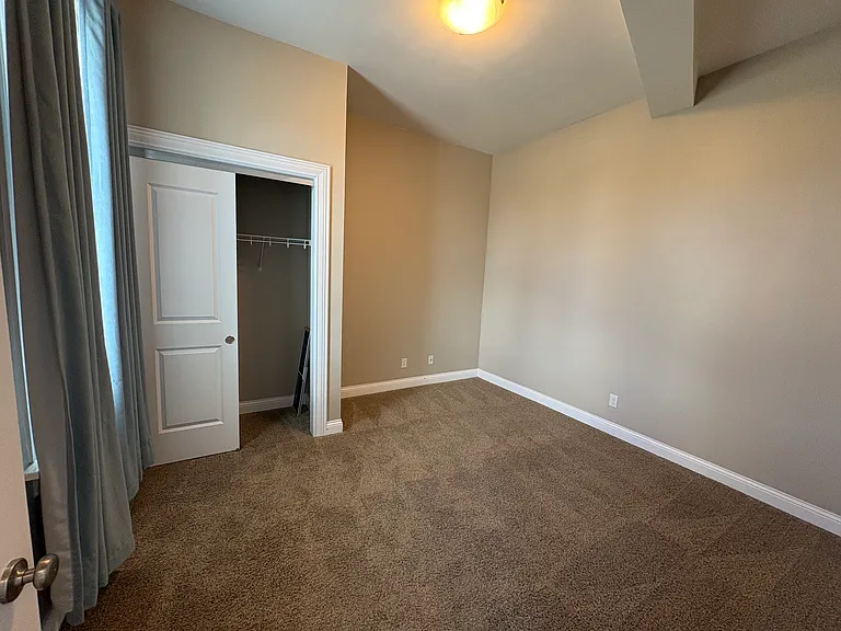 730 N Main St #201 — Photo 9