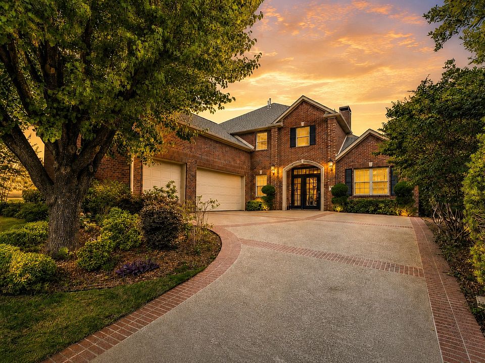1st image of 2706 Brookside Ln