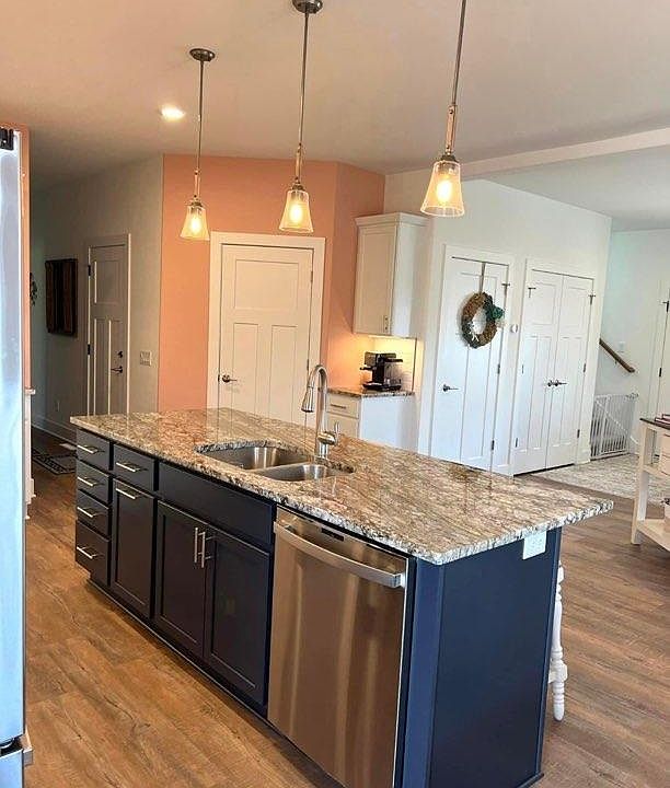 2nd image of 6232 Fountainhead Cir