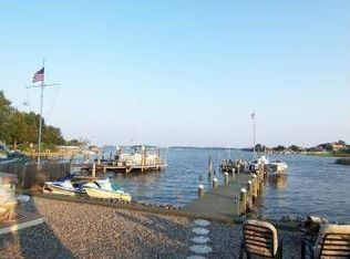 101 Pinewood Rd, Toms River, NJ 08753