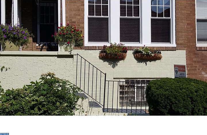 1st image of 5915 N Lawrence St