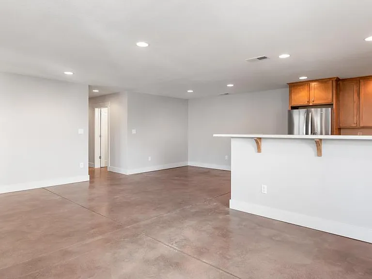 35A Lilac St — Photo 3