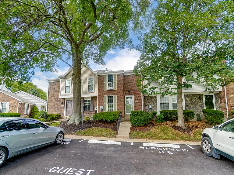 8064 Hetz Dr — Photo 4