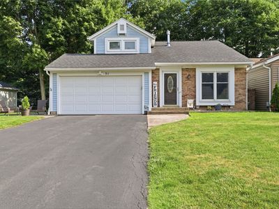 51 Winfield Ln, Webster, NY, 14580