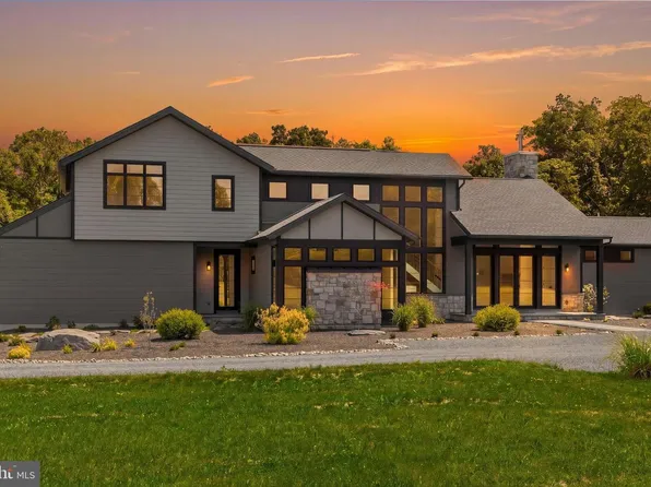 5823 Rodgers Rd, Pipersville, PA 18947