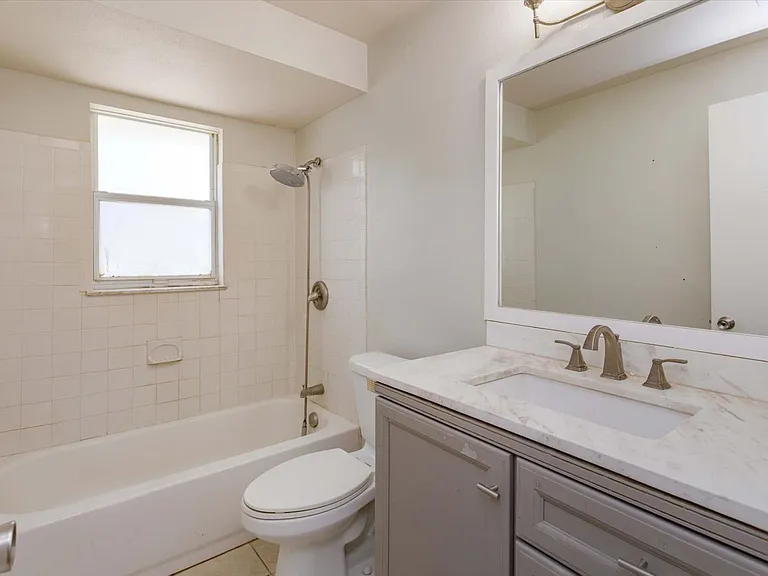 131 Langston Dr — Photo 13