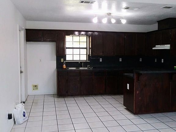 3rd image of 15330 S Vista Del Sol Dr