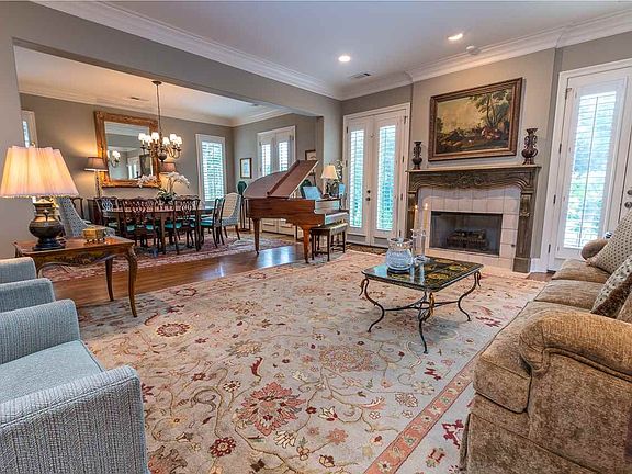 5th image of 3124 Oakleigh Manor Cv