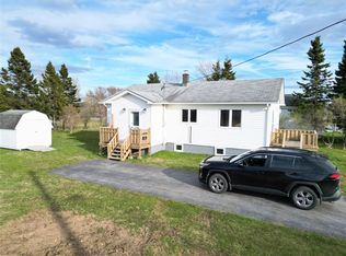 16 Hillcrest Dr, Stephenville, NL A2N2C7