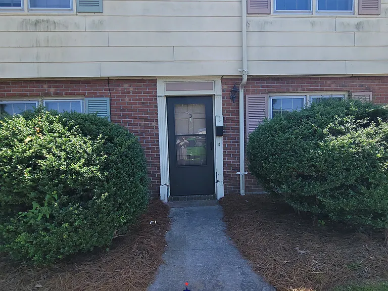 401 N Washington St #B — Photo 1