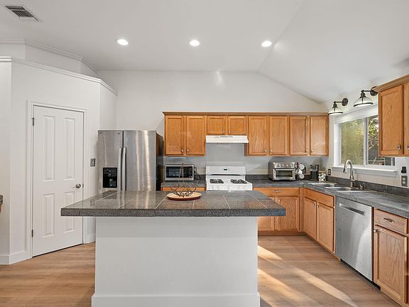 5th image of 5613 Lomita Verde Cir