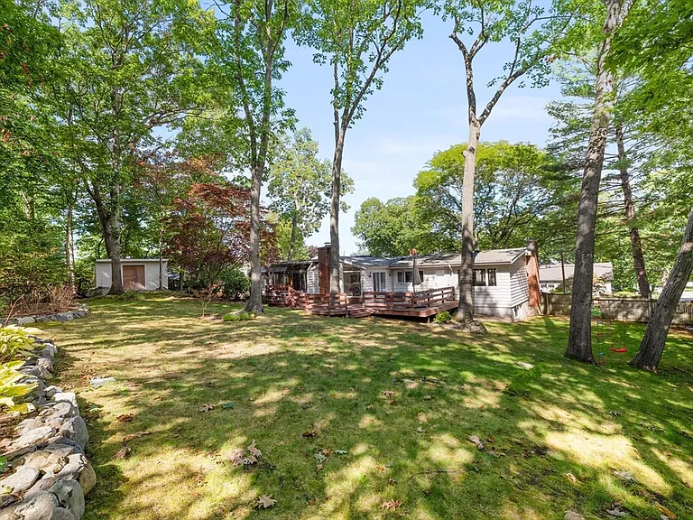 6 Nelson Dr — Photo 28