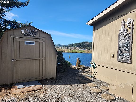 4th image of 100 River Bend Rd Space 24