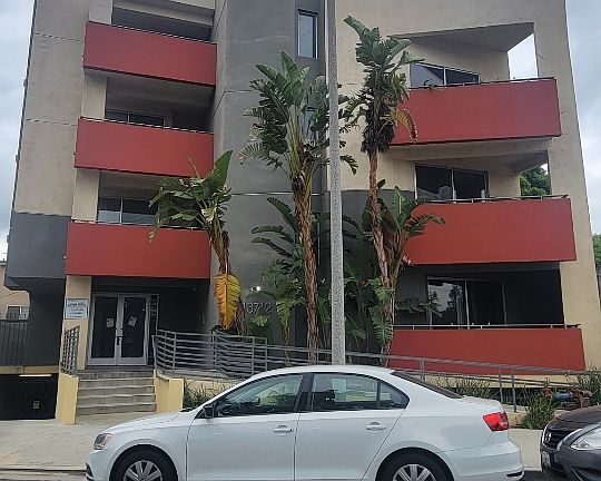 2nd image of 13712 Valleyheart Dr