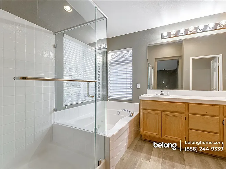 11891 Westview Pkwy — Photo 29