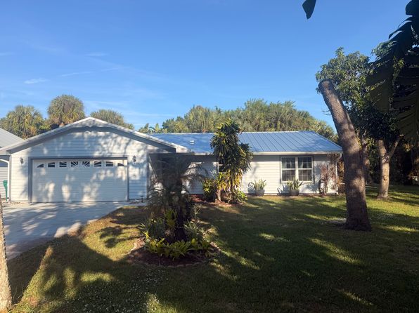 9969 Sebastian River Dr