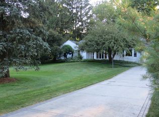 1002 S Locust Ln, Albion, MI 49224