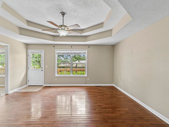4th image of 509 S Whippoorwill Drive