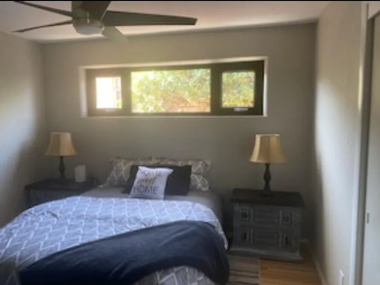 1504 Arizona St NE — Photo 13
