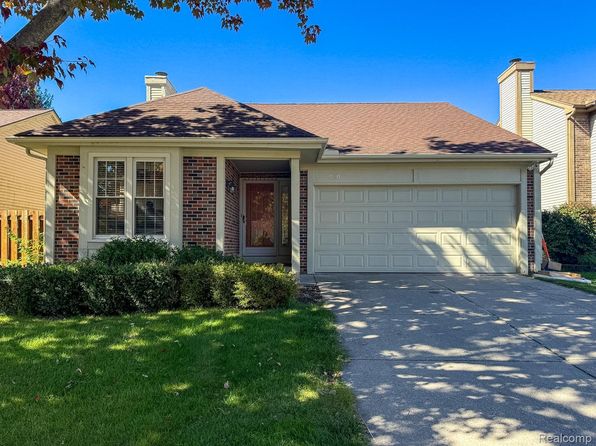 1580 Colony Dr