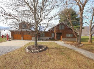 670 Spring Creek Ln, Milton, KY 40045