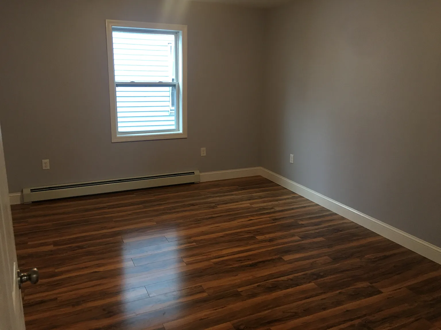 3 bed, $2,300 — Photo 3
