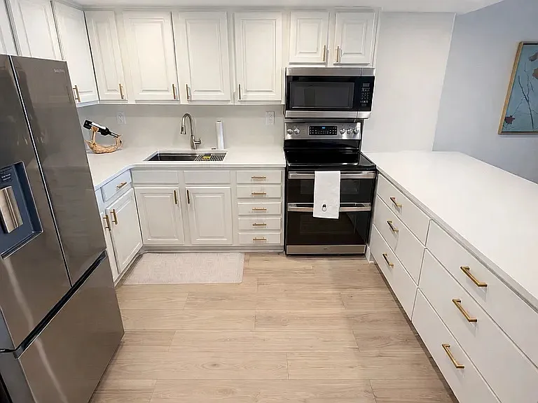 14 Lockwood Dr #1B — Photo 13