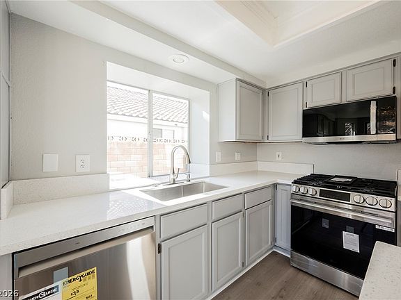 3rd image of 2420 Rice Flower Cir