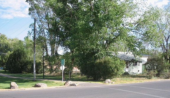 adjoining park hospital left